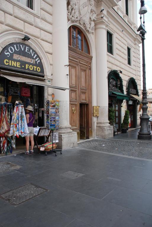 Casa Dell'Amicizia Bed & Breakfast Rome Exterior photo